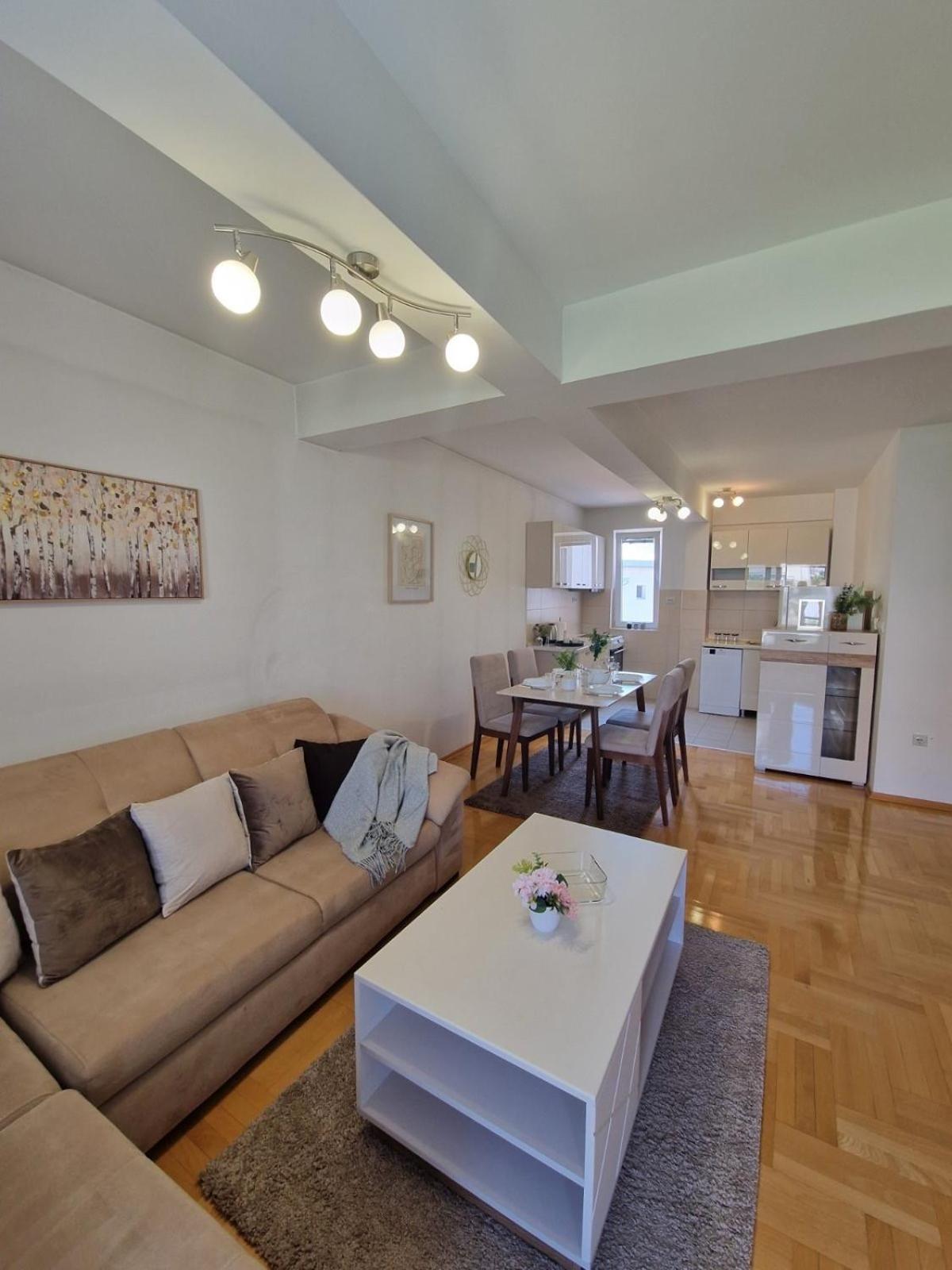Kamche Lux Apartment Skopje Extérieur photo