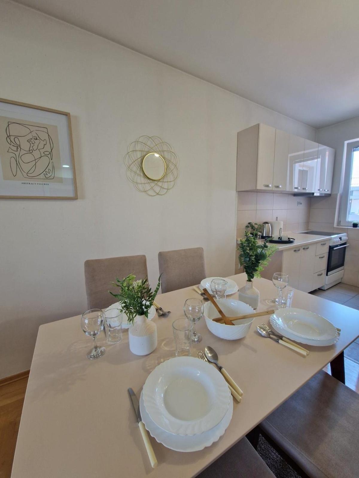 Kamche Lux Apartment Skopje Extérieur photo