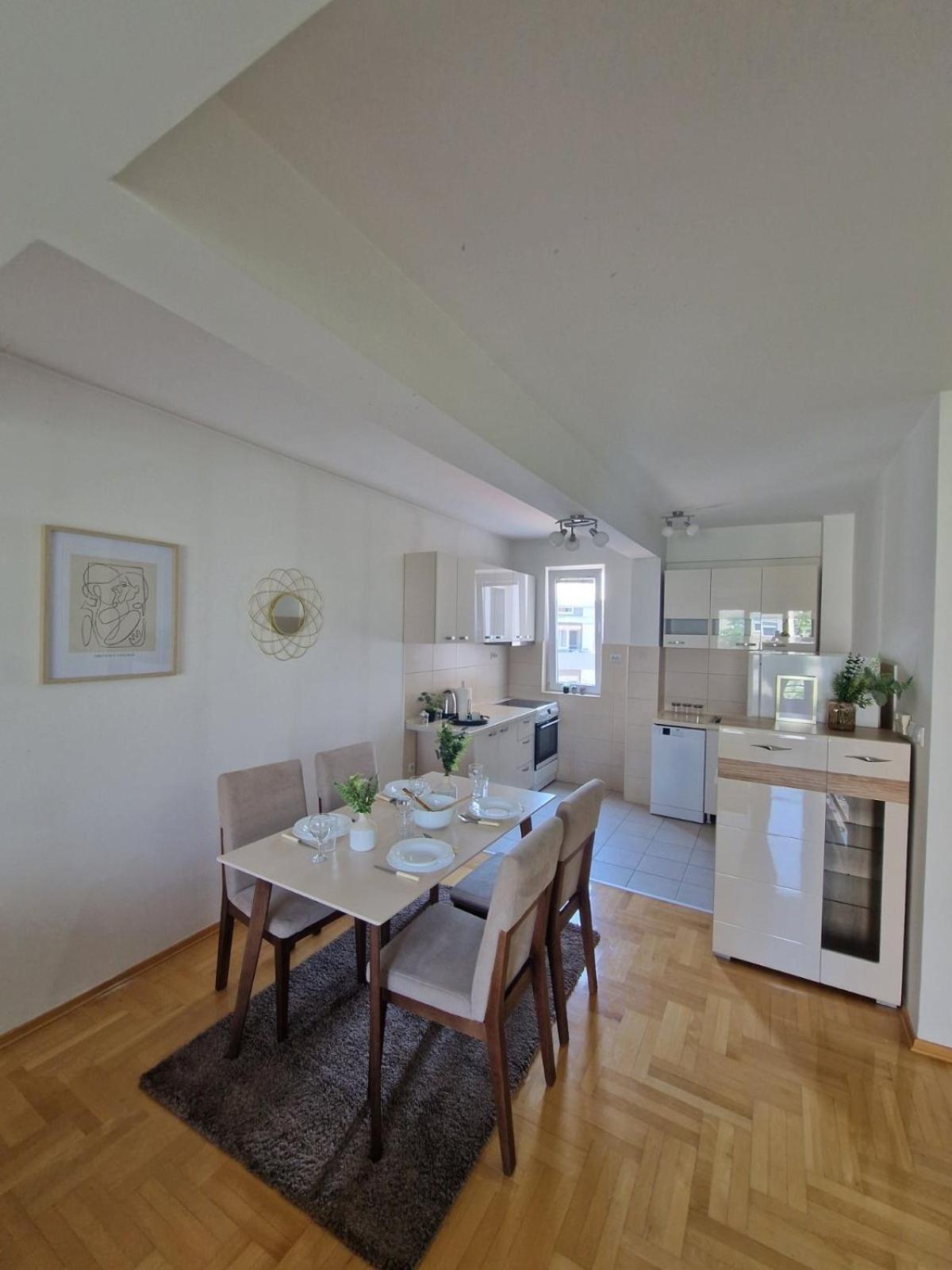 Kamche Lux Apartment Skopje Extérieur photo