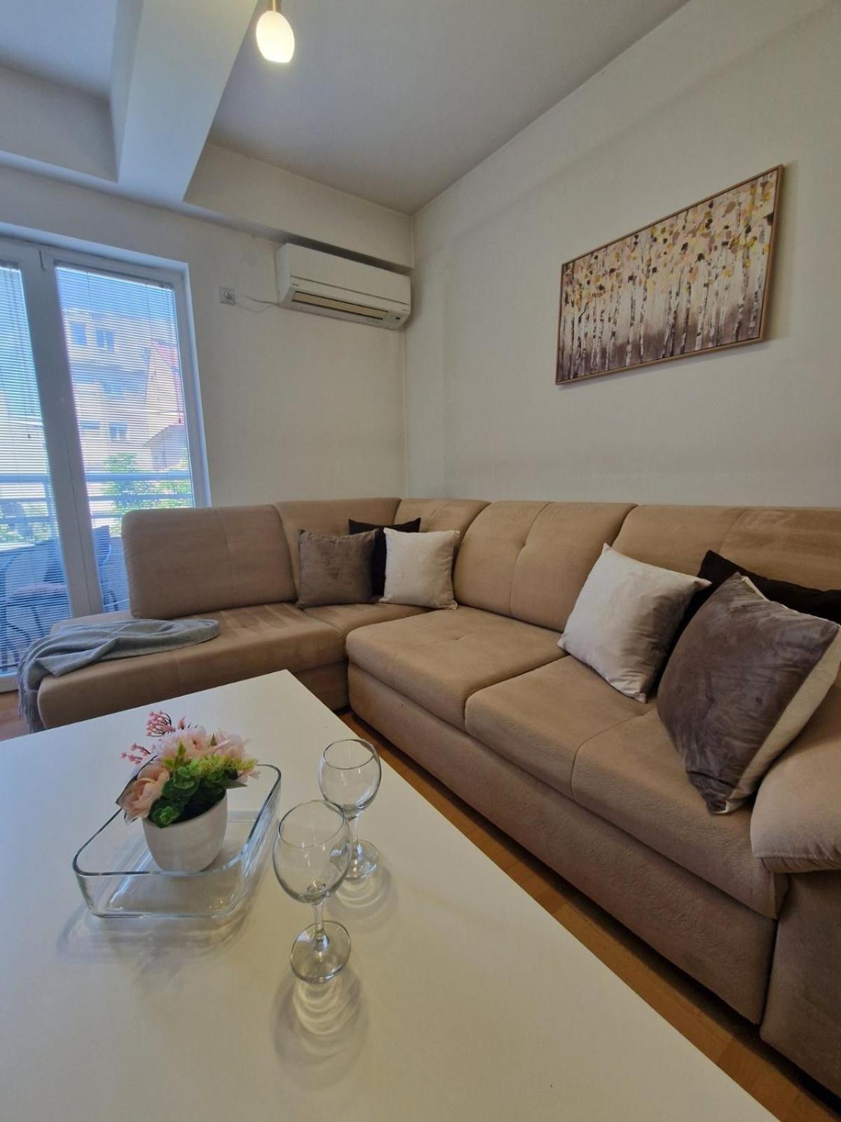 Kamche Lux Apartment Skopje Extérieur photo